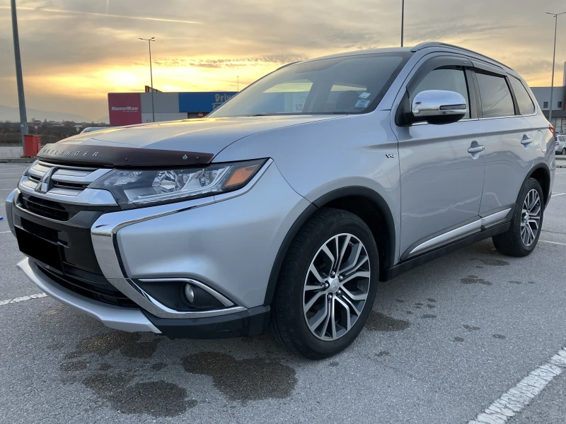 Mitsubishi Outlander GT 3.0 V6 224кс. S-AWC 4X4 FULL-7МЕСТА