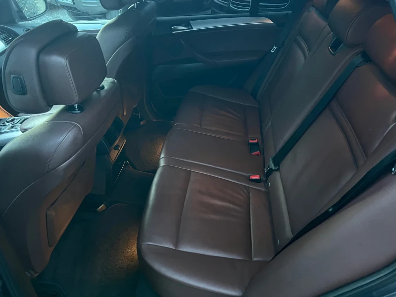 BMW X5 e70 4.0D* 306кс* M-PACK* xDrive* КОЖА* Facelift* , снимка 10 - Автомобили и джипове - 53498358