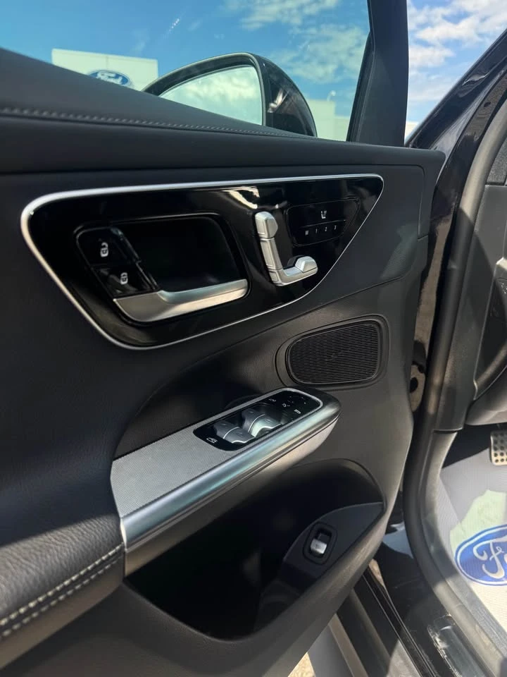 Mercedes-Benz GLC 300 300, БЕЗ ИНЦИДЕНТИ, ЦЕНА до БГ, снимка 15 - Автомобили и джипове - 56227877