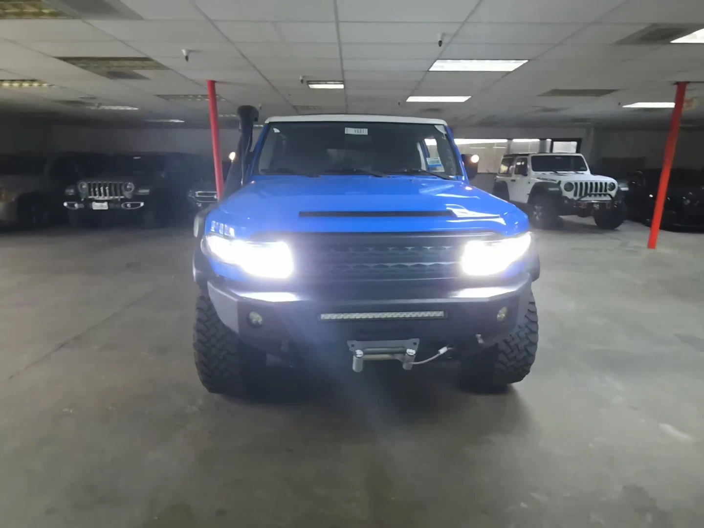 Toyota Fj cruiser 2007 Toyota FJ Cruiser wRear Doors | Mobile.bg   1