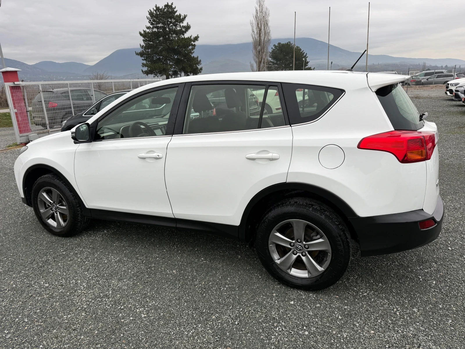 Toyota Rav4 (KATO НОВА) - изображение 9