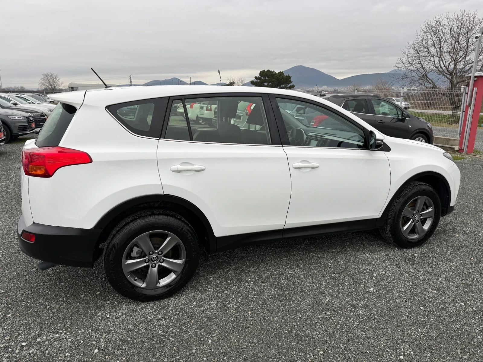 Toyota Rav4 (KATO НОВА) - изображение 5