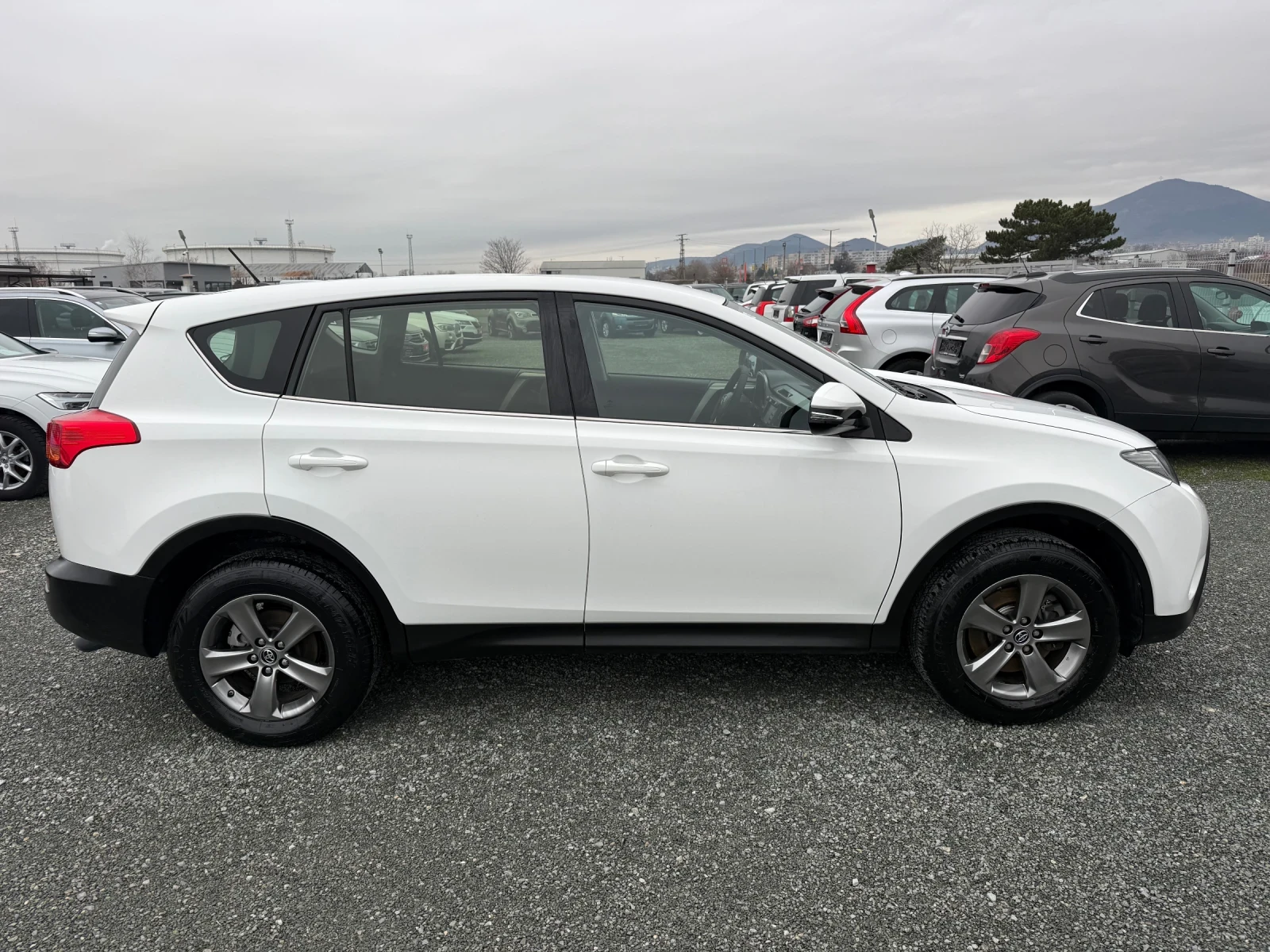 Toyota Rav4 (KATO НОВА) - изображение 4