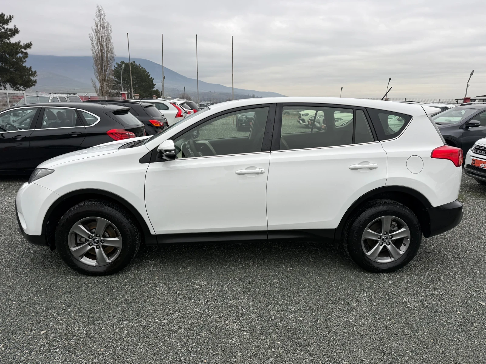 Toyota Rav4 (KATO НОВА) - изображение 10