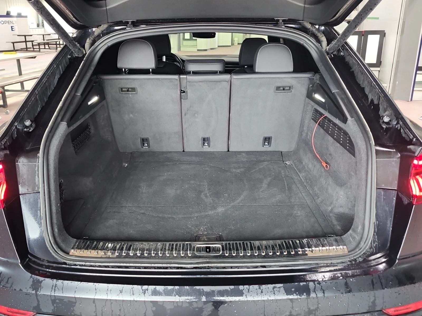 Audi Q8 PROGRESSIV, снимка 7 - Автомобили и джипове - 54721732