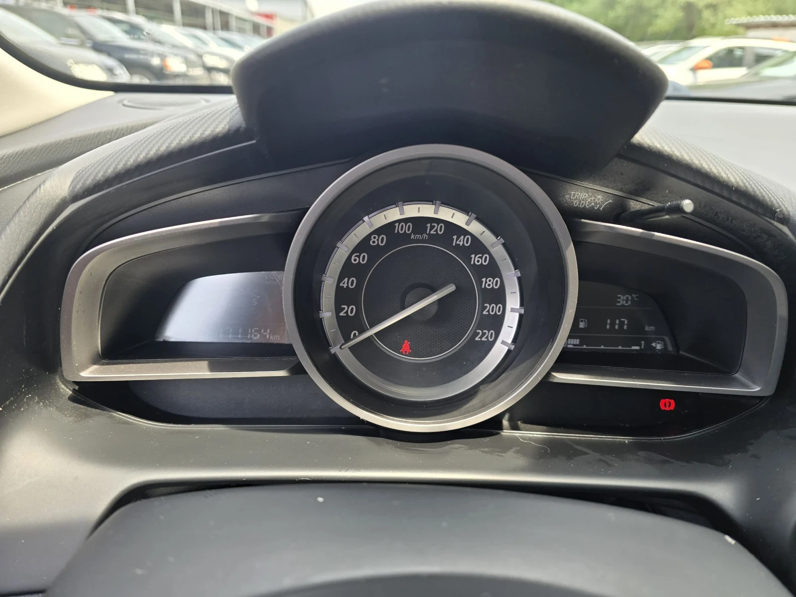 Mazda CX-3 1.5D 105 к.с Топ състояние , снимка 17 - Автомобили и джипове - 54800648