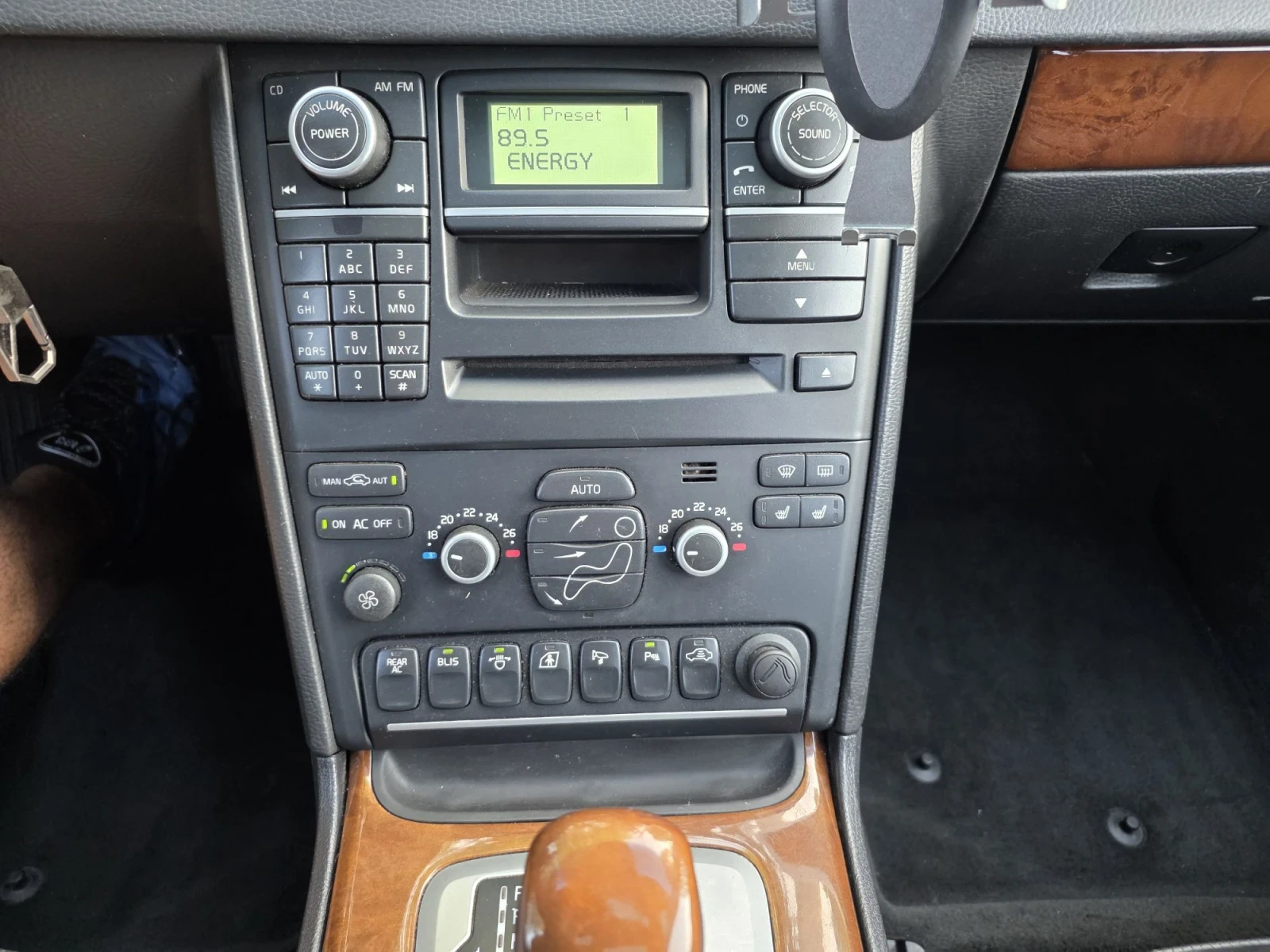 Volvo Xc90 2.4D5/185HP/FACELIFT/FULL, снимка 16 - Автомобили и джипове - 55657926