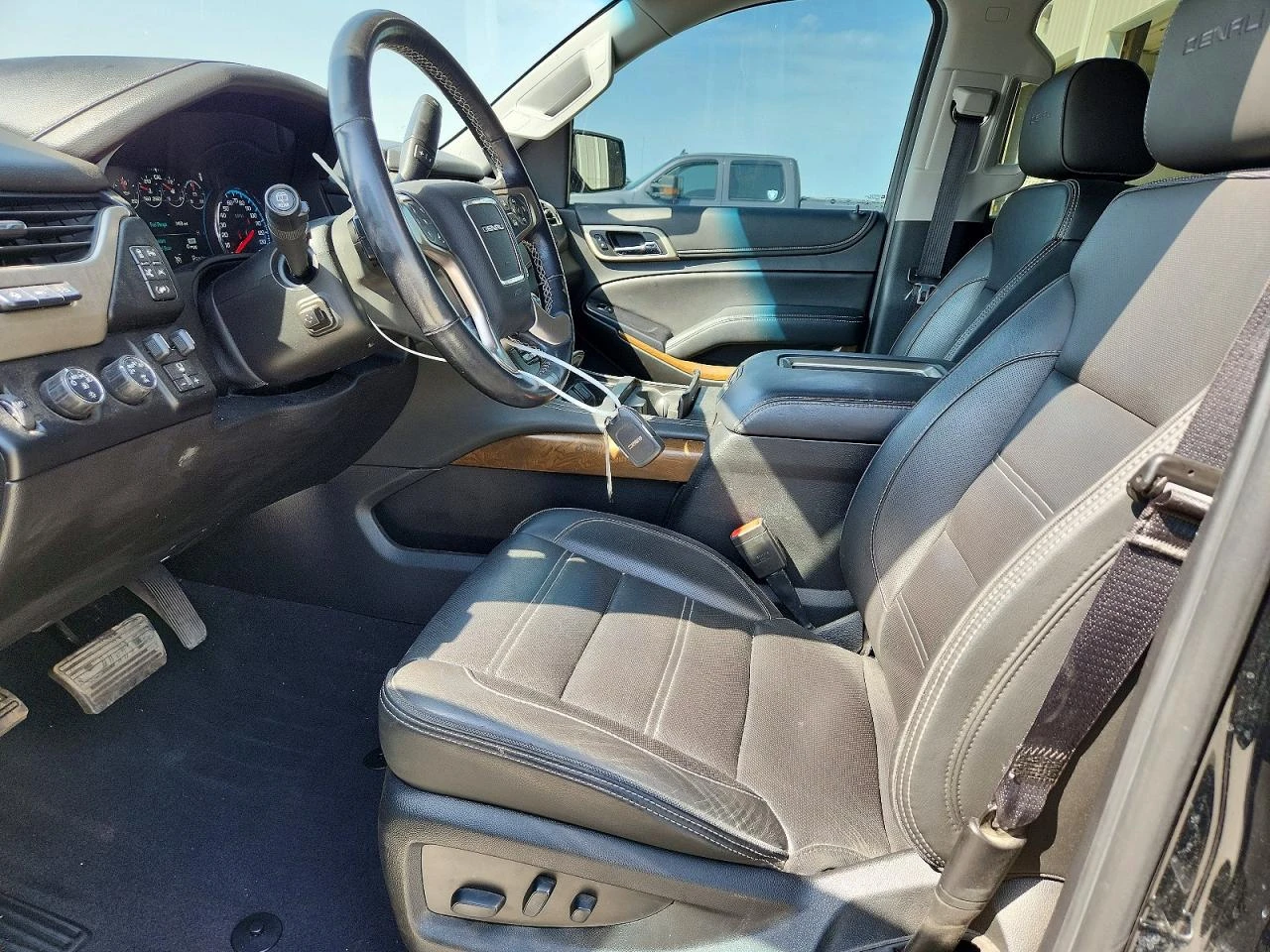 Gmc Yukon 6.2l Xl Denali, снимка 7 - Автомобили и джипове - 56226233