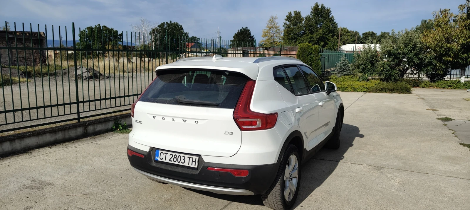 Volvo XC40 SUF, снимка 5 - Автомобили и джипове - 56410955
