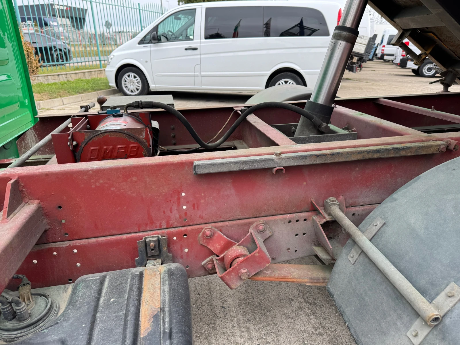 Iveco Daily 35C13* 2.8HPT* Тристранен самосвал - изображение 6