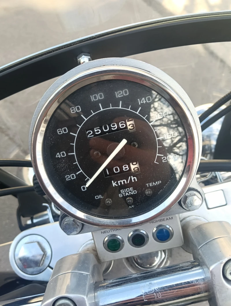 Honda Shadow VT1100, снимка 4 - Мотоциклети и мототехника - 52519549