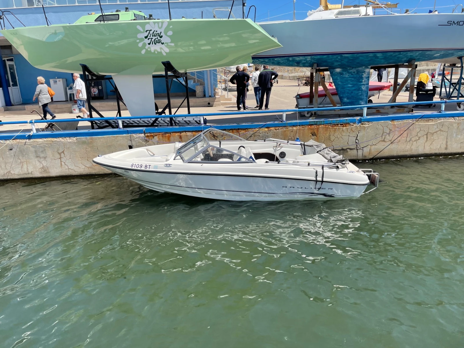   Bayliner 175 Bowrider | Mobile.bg   1