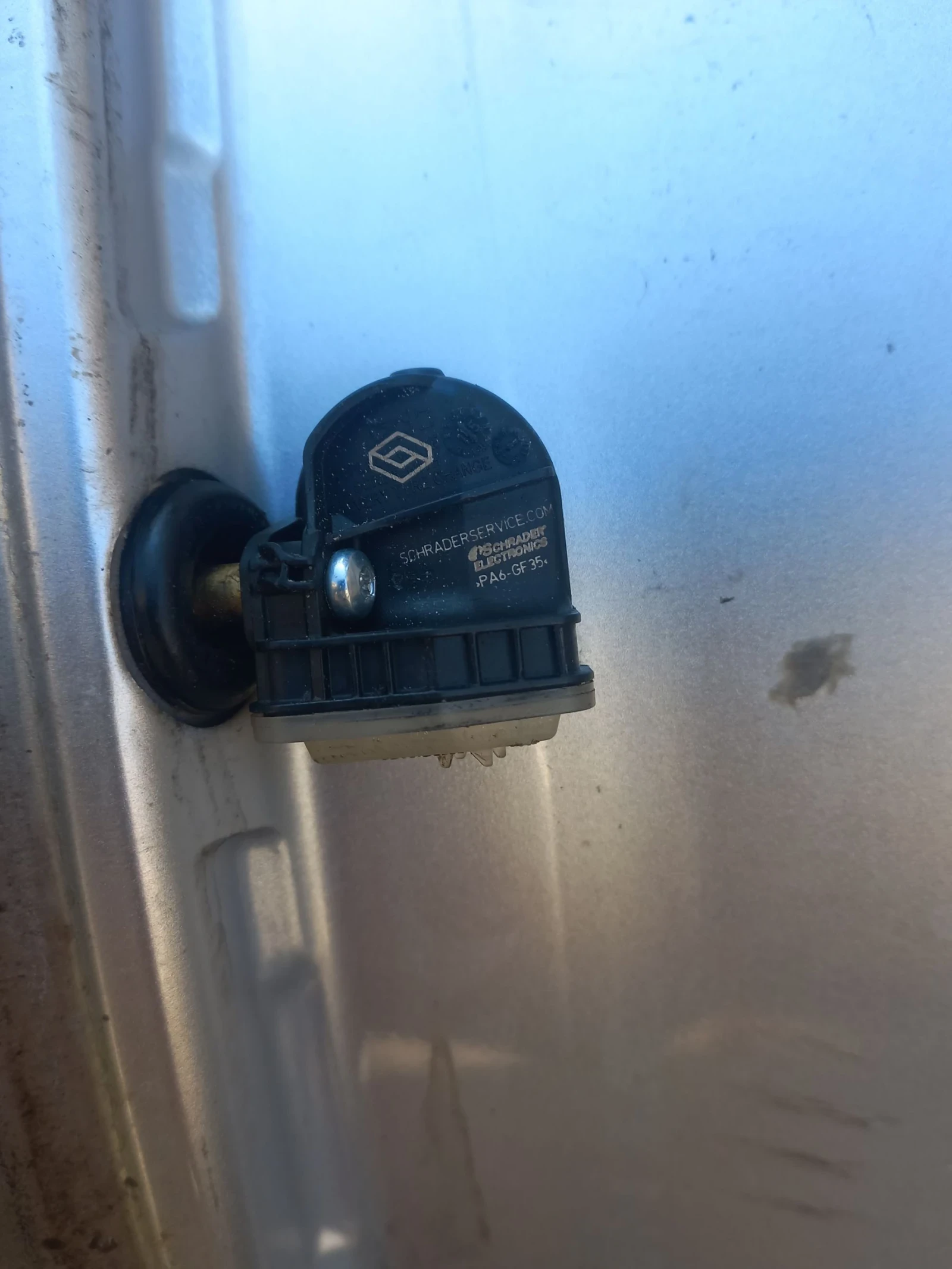 ������ �� Renault | Mobile.bg � ����������� 4