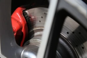 Mercedes-Benz E 500 AMG, снимка 16