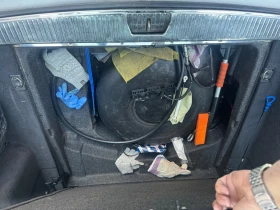 Mercedes-Benz E 320, снимка 12