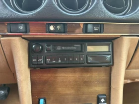 Mercedes-Benz SL 380 / КЛИМАТИК / ЕЛЕКТРИЧЕСКИ ПРОЗОРЦИ, снимка 11