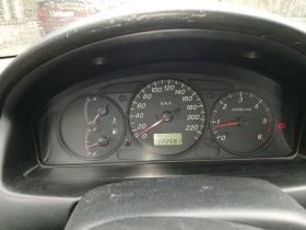 Mazda 323, снимка 6