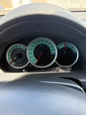Toyota Corolla verso 1.8i, снимка 10