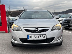 Opel Astra 2.0CDTi Автоматик НАПЪЛНО ОБСЛУЖЕН , снимка 2