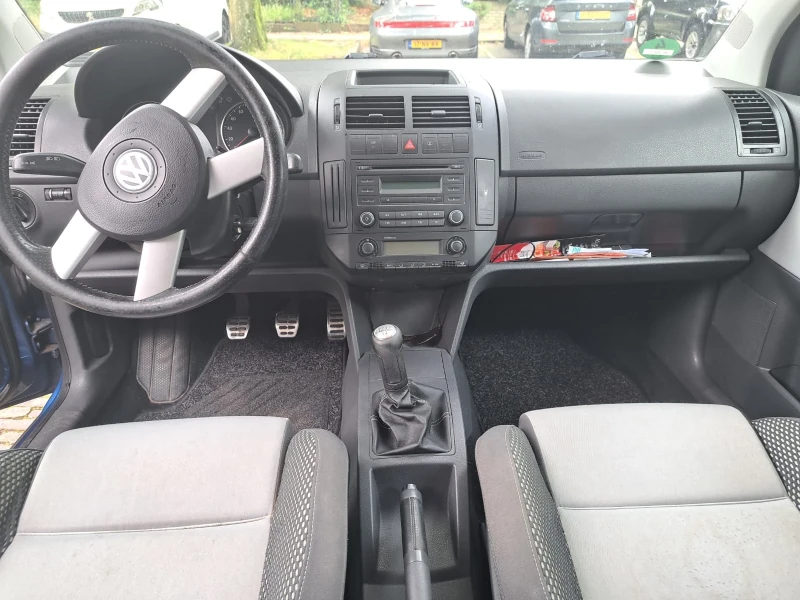 VW Polo, снимка 8 - Автомобили и джипове - 47304845