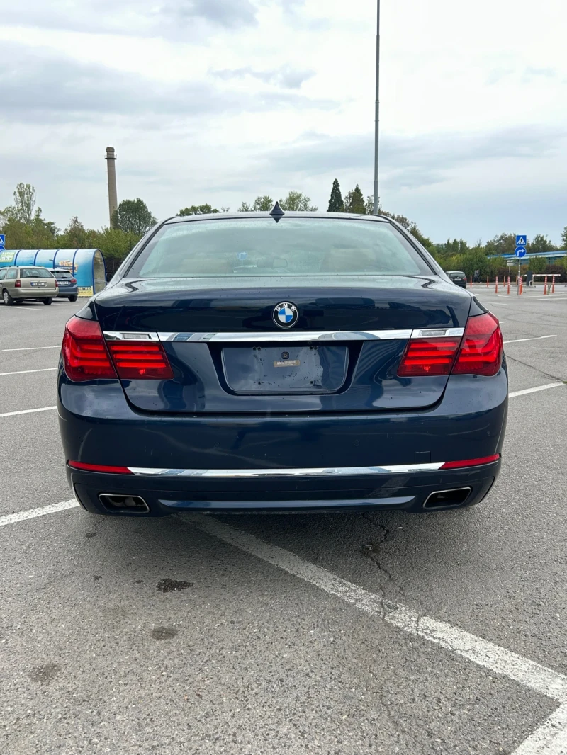 BMW 750, снимка 5 - Автомобили и джипове - 47565160