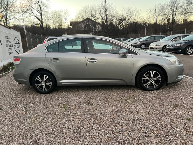 Toyota Avensis NAVI FULL, снимка 7 - Автомобили и джипове - 48383412