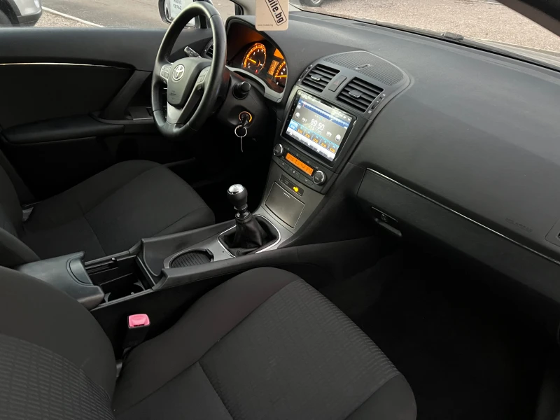 Toyota Avensis NAVI FULL, снимка 11 - Автомобили и джипове - 48383412