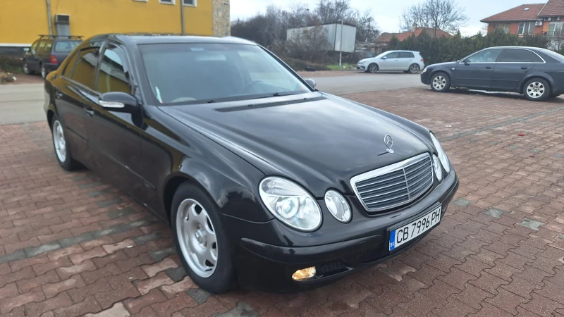 Mercedes-Benz E 200 2.0, снимка 3 - Автомобили и джипове - 48710223