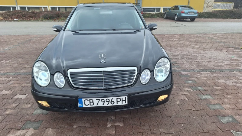 Mercedes-Benz E 200 2.0, снимка 2 - Автомобили и джипове - 48710223