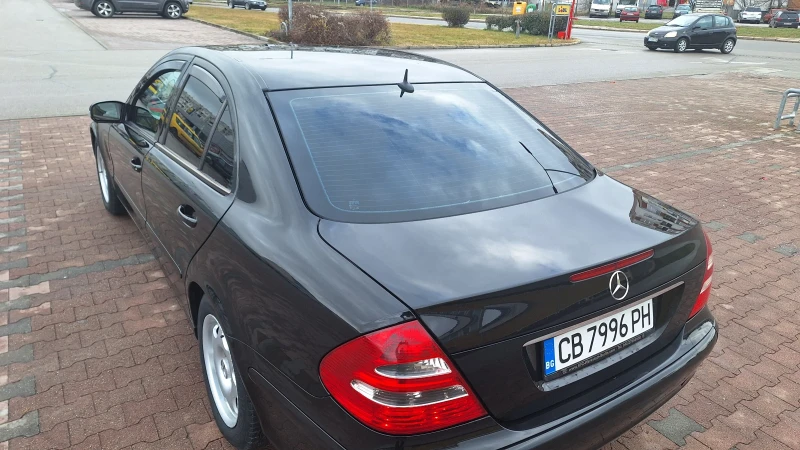 Mercedes-Benz E 200 2.0, снимка 6 - Автомобили и джипове - 48710223