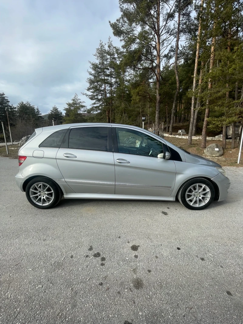 Mercedes-Benz B 200, снимка 2 - Автомобили и джипове - 48813876