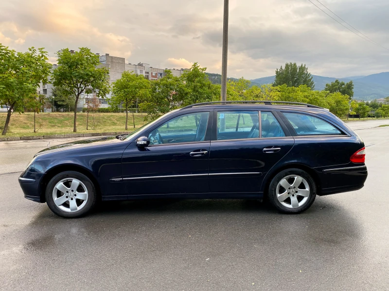 Mercedes-Benz E 320 CDI AVANTGARDE 4Matic, снимка 2 - Автомобили и джипове - 48860411