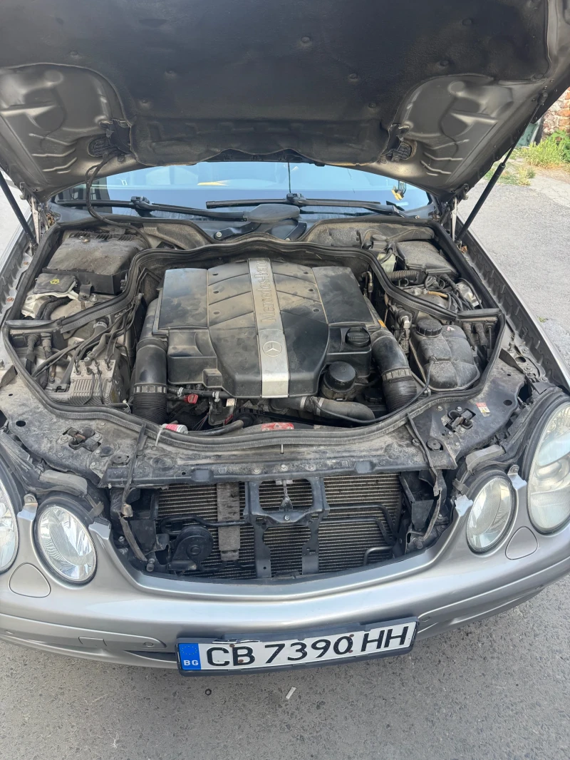 Mercedes-Benz E 320, снимка 10 - Автомобили и джипове - 51967632