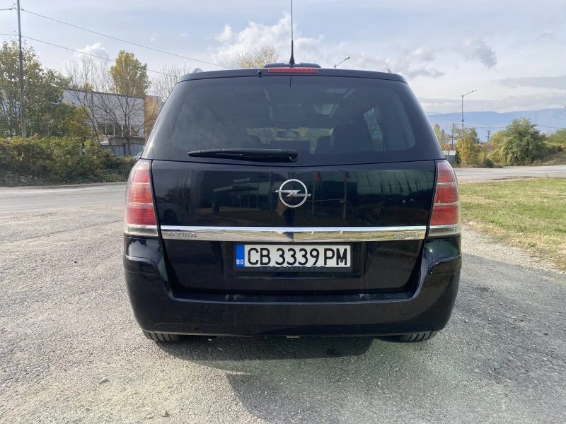 Opel Zafira B, снимка 3 - Автомобили и джипове - 53022825