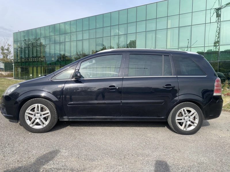 Opel Zafira B, снимка 2 - Автомобили и джипове - 53022825