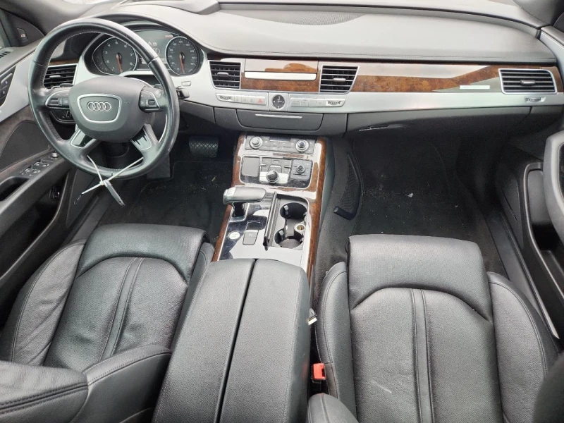 Audi A8 QUATTRO 4.0T, снимка 8 - Автомобили и джипове - 52699584