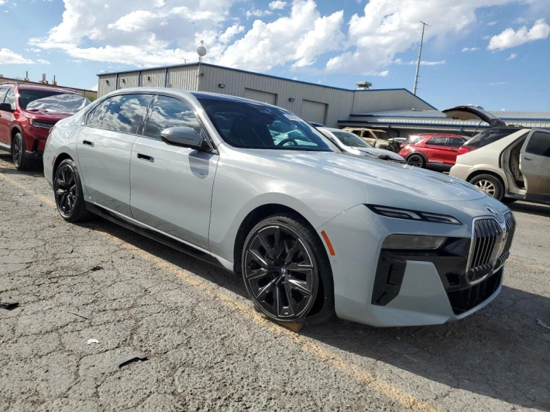 BMW 740, снимка 4 - Автомобили и джипове - 52616356