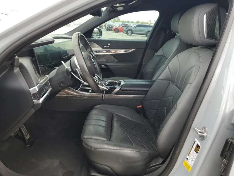 BMW 740, снимка 7 - Автомобили и джипове - 52616356