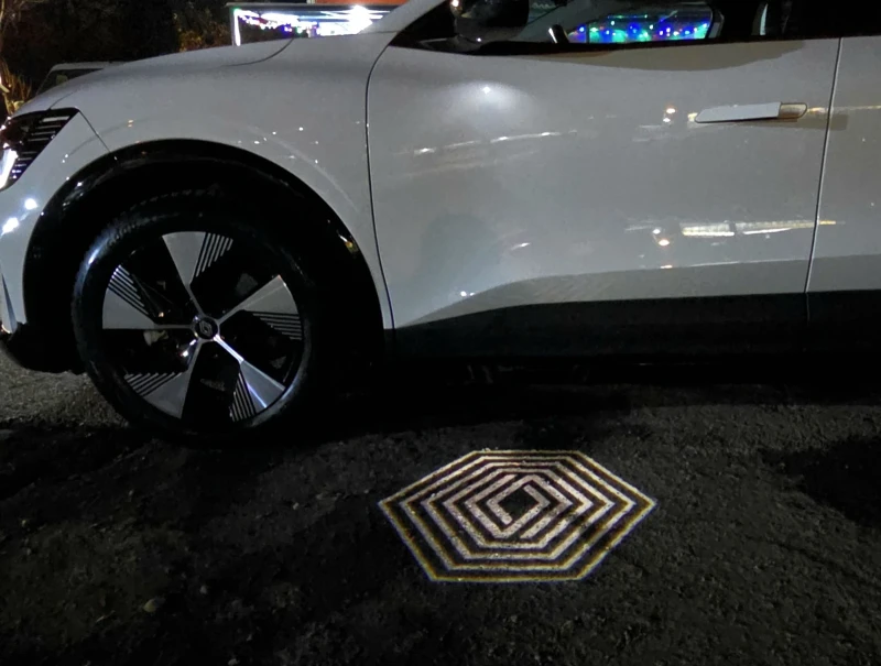 Renault Megane EV60/220HP/40хил KM, снимка 15 - Автомобили и джипове - 52758241