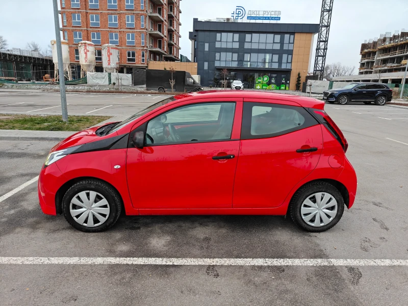 Toyota Aygo, снимка 2 - Автомобили и джипове - 53137684
