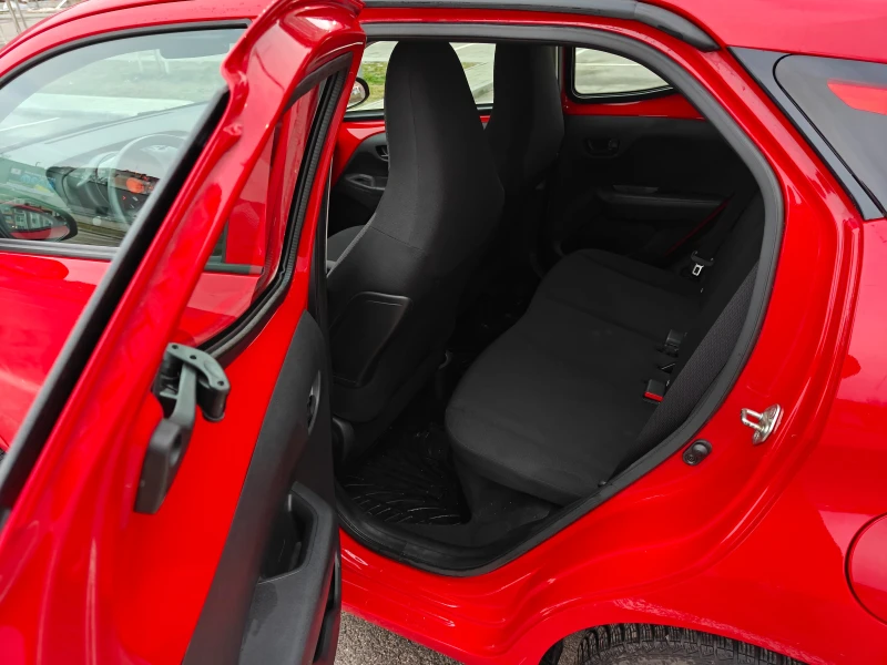 Toyota Aygo, снимка 7 - Автомобили и джипове - 53137684