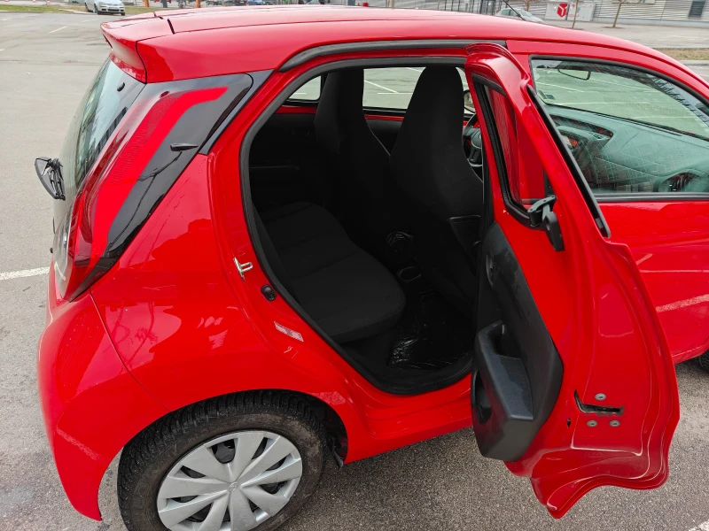 Toyota Aygo, снимка 5 - Автомобили и джипове - 53137684