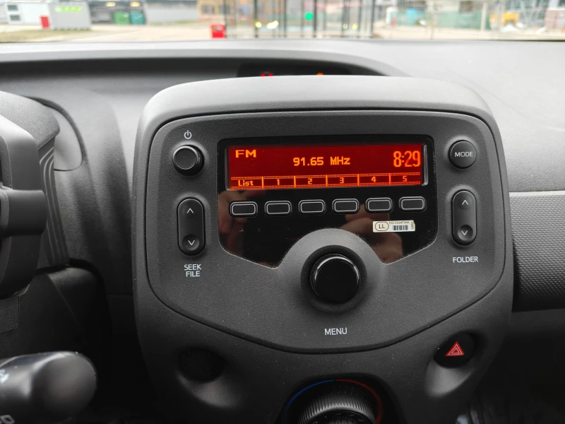 Toyota Aygo, снимка 9 - Автомобили и джипове - 53137684