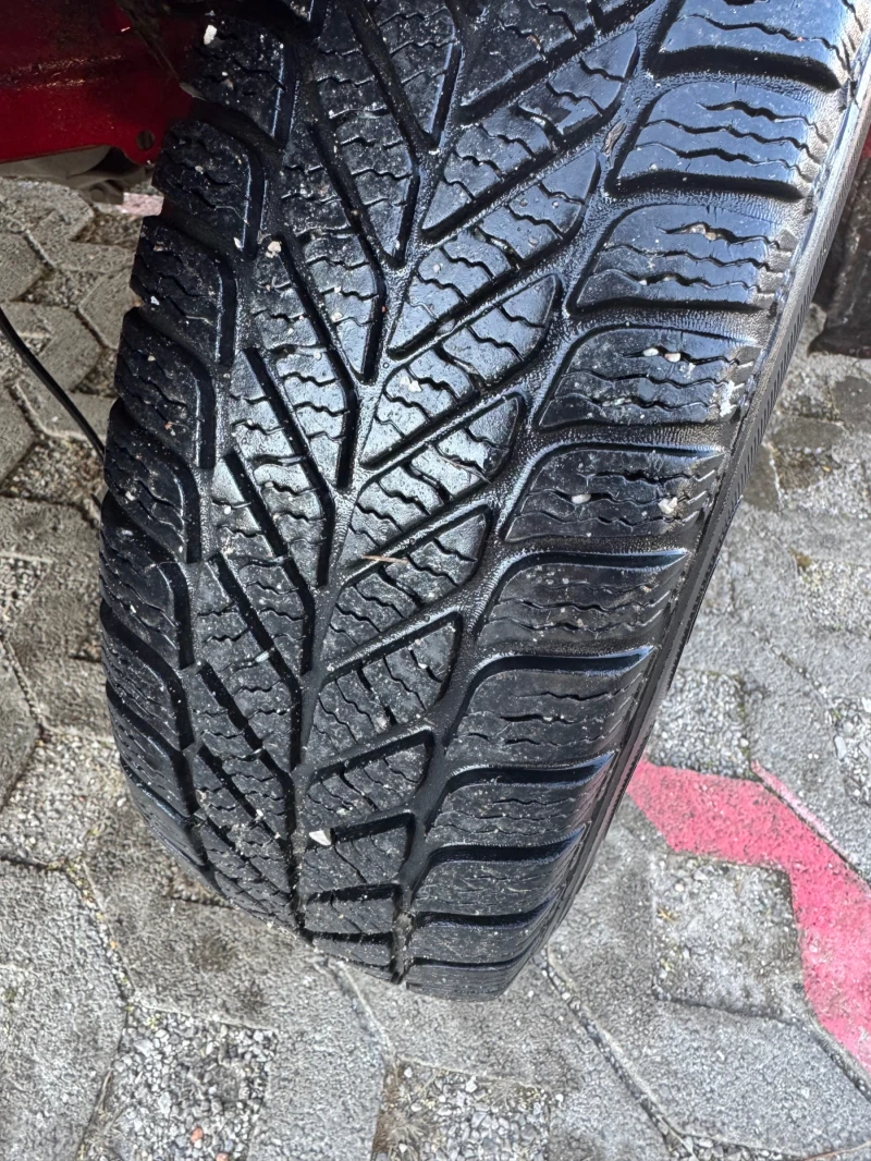 Peugeot 107 1.0i 80 000km 2 ри собственик , снимка 10 - Автомобили и джипове - 53239524