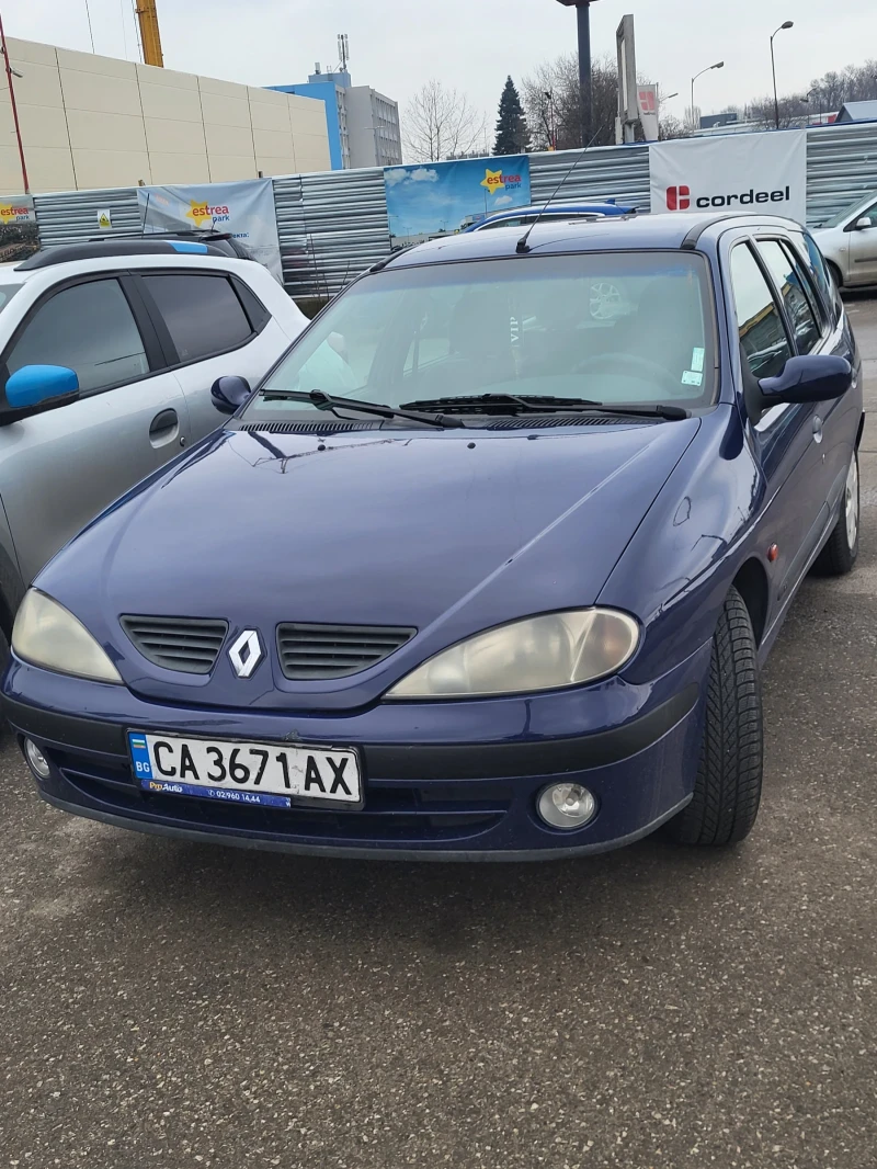 Renault Megane TurboDiesel 1.9, kombi, снимка 4 - Автомобили и джипове - 53385611