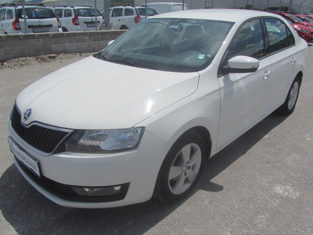 Skoda Rapid, снимка 1 - Автомобили и джипове - 46755231