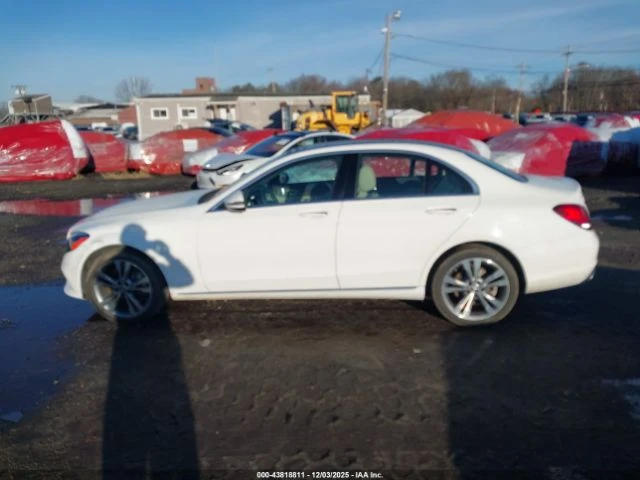 Mercedes-Benz C 300 * Face* 4matic* Камера* Remote* Памет* Keyless* Bl, снимка 4 - Автомобили и джипове - 53028310