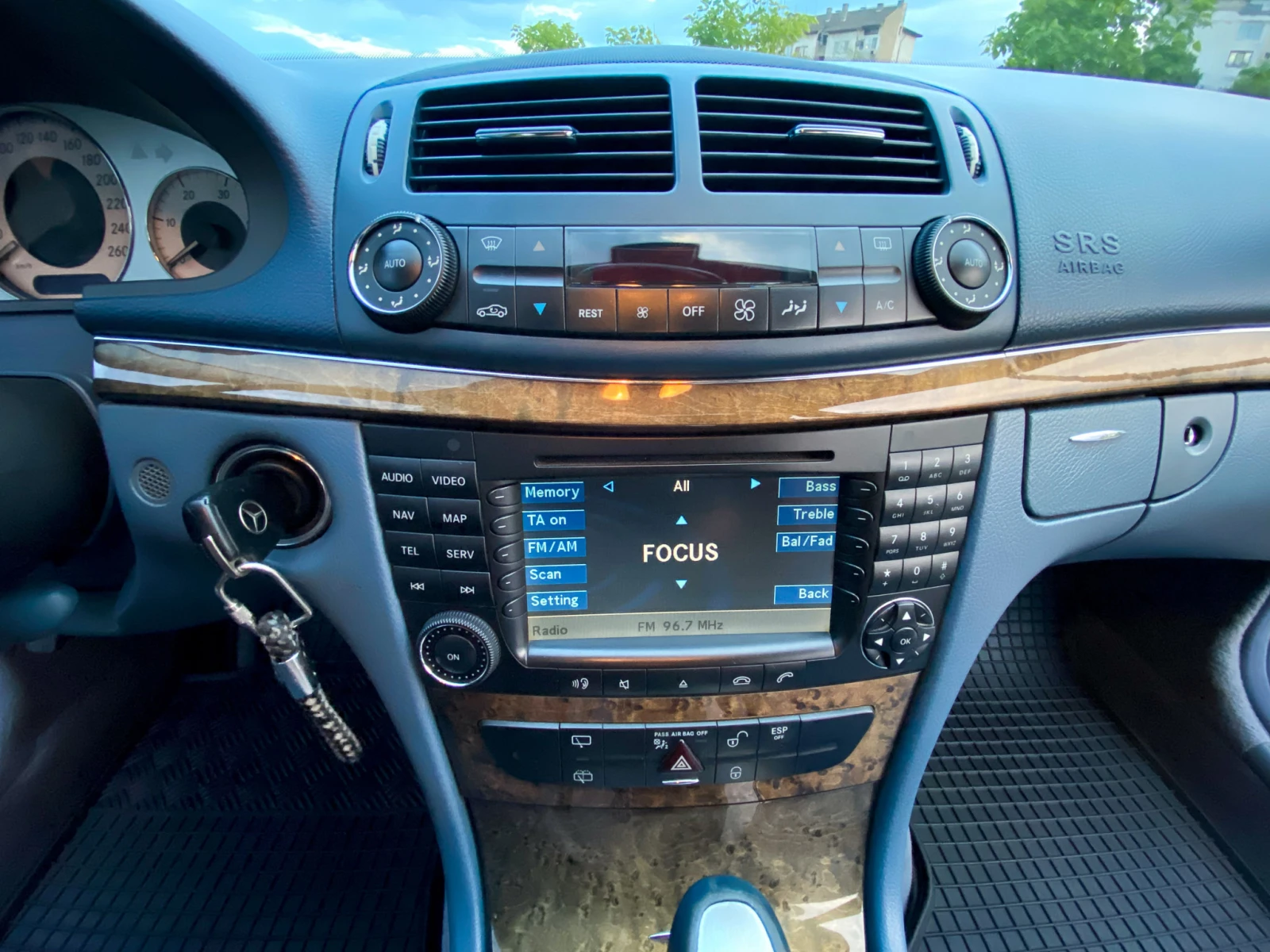 Mercedes-Benz E 320 CDI AVANTGARDE 4Matic | Mobile.bg   17