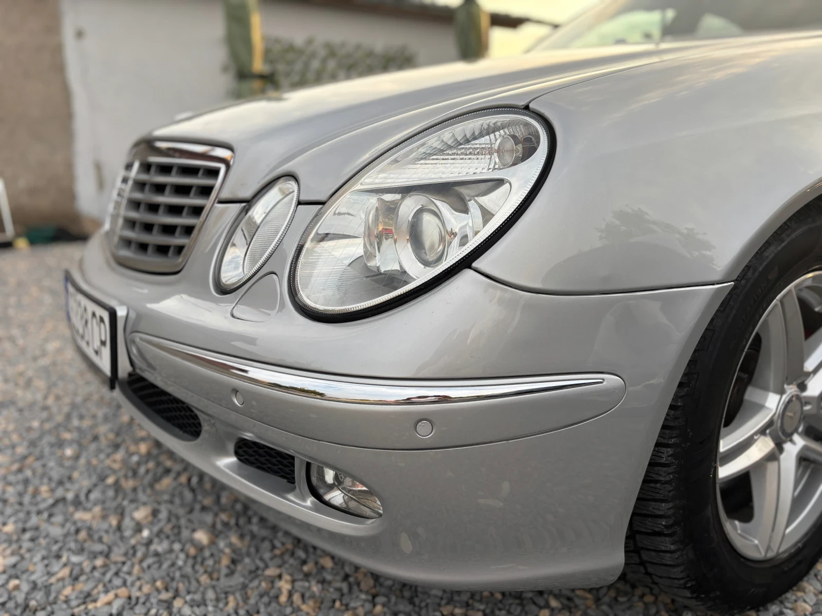 Mercedes-Benz E 220  - изображение 7