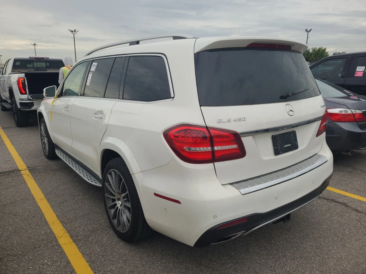 Mercedes-Benz GLS 450 * CARFAX * АВТО КРЕДИТ * ЦЕНА ДО БГ! - изображение 3